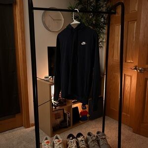 Nike Active Wear Long Sleeve + Hood